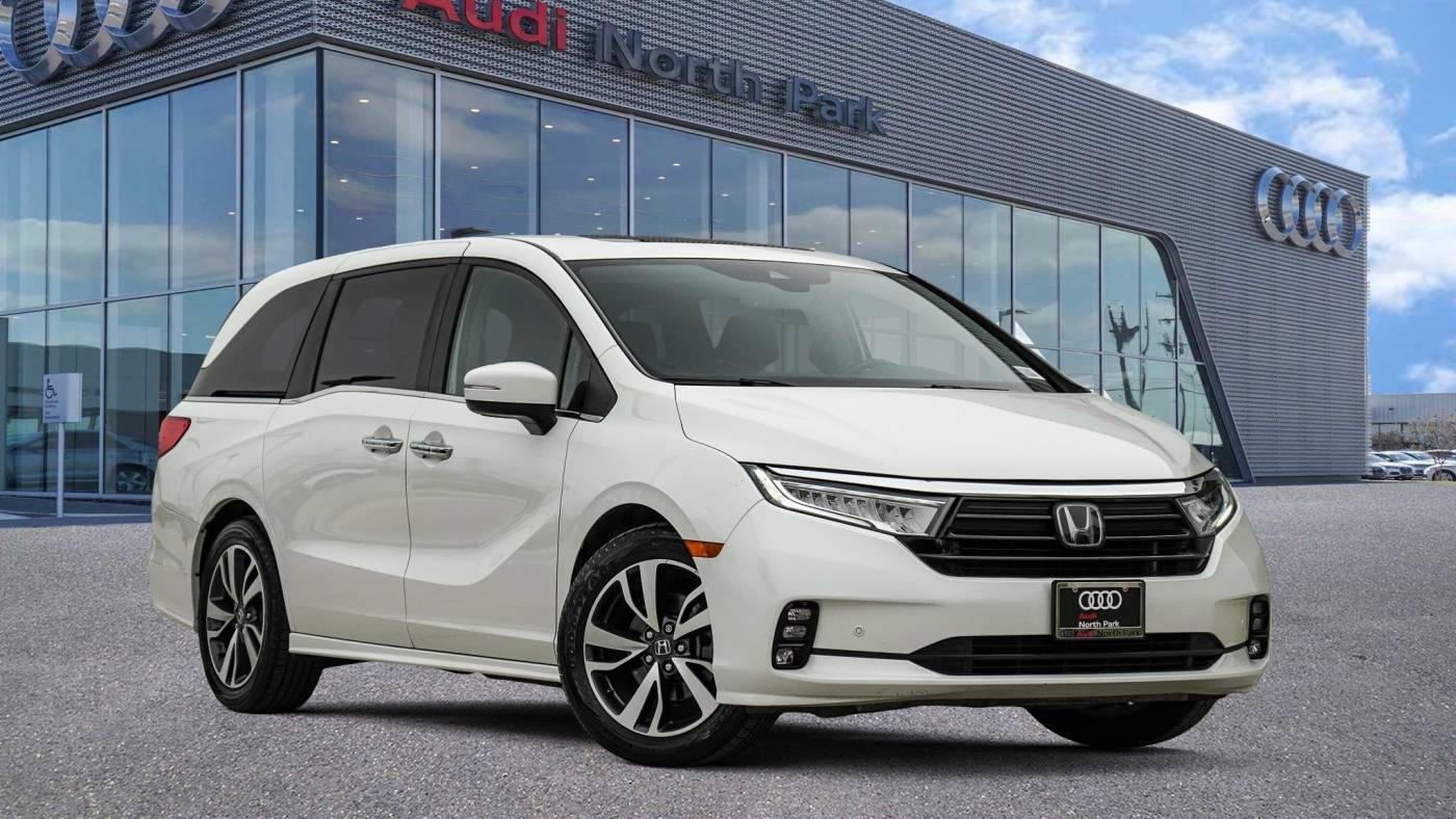 2022 Honda Odyssey Touring — Minivan — 61,686 mi — Selma, TX