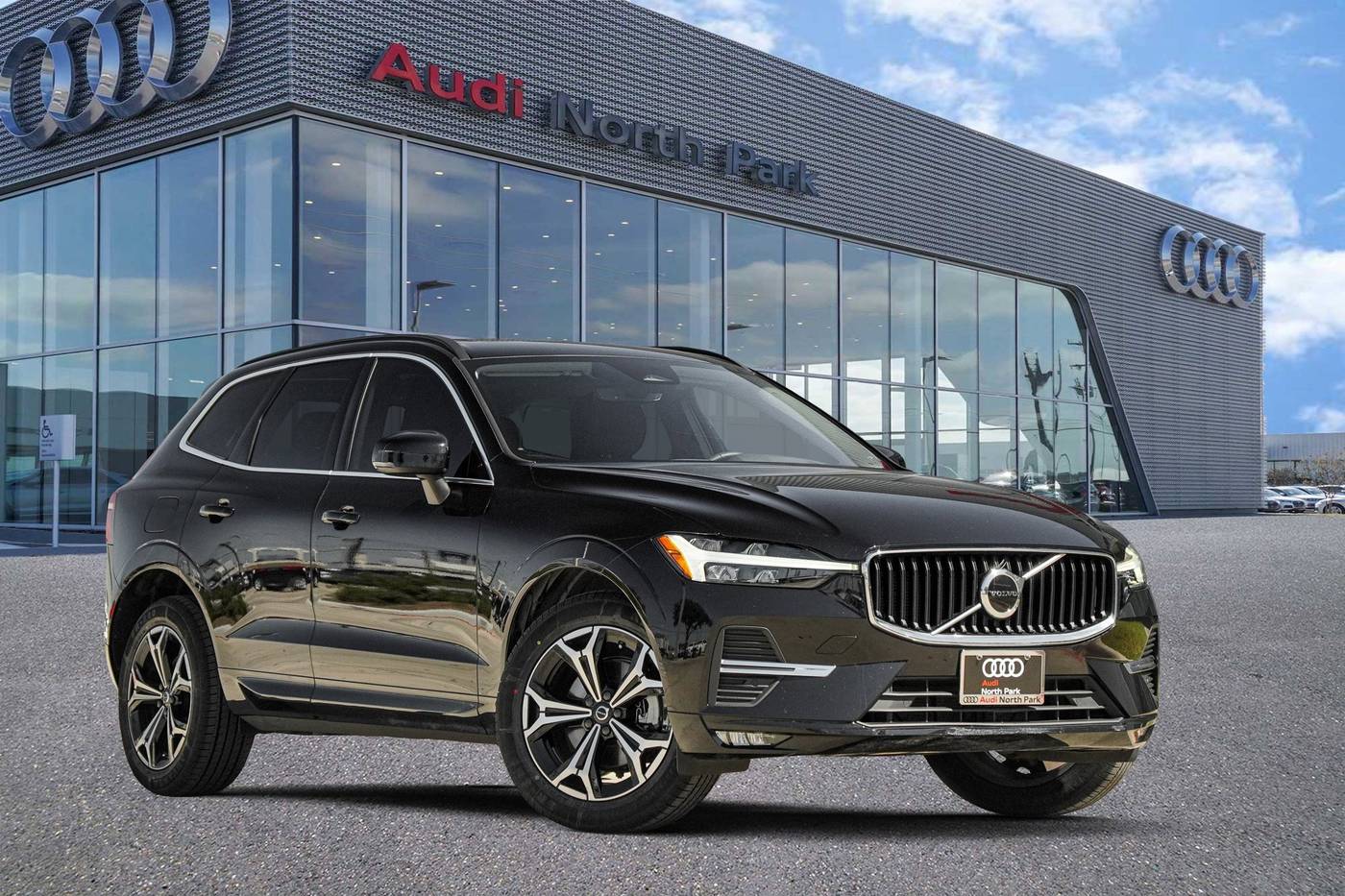 2022 Volvo XC60 Momentum — SUV — 30,168 mi — Selma, TX