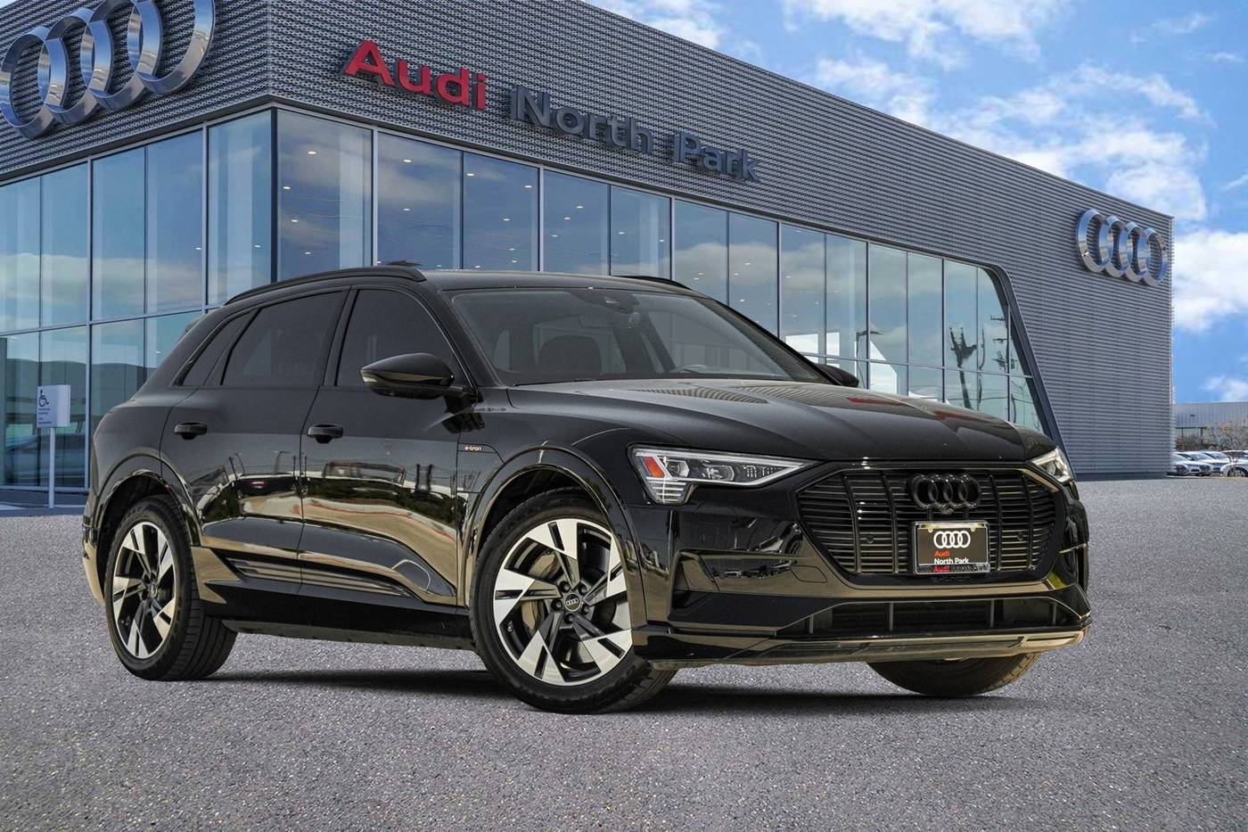 2022 Audi e-tron Premium — SUV — 23,508 mi — Selma, TX