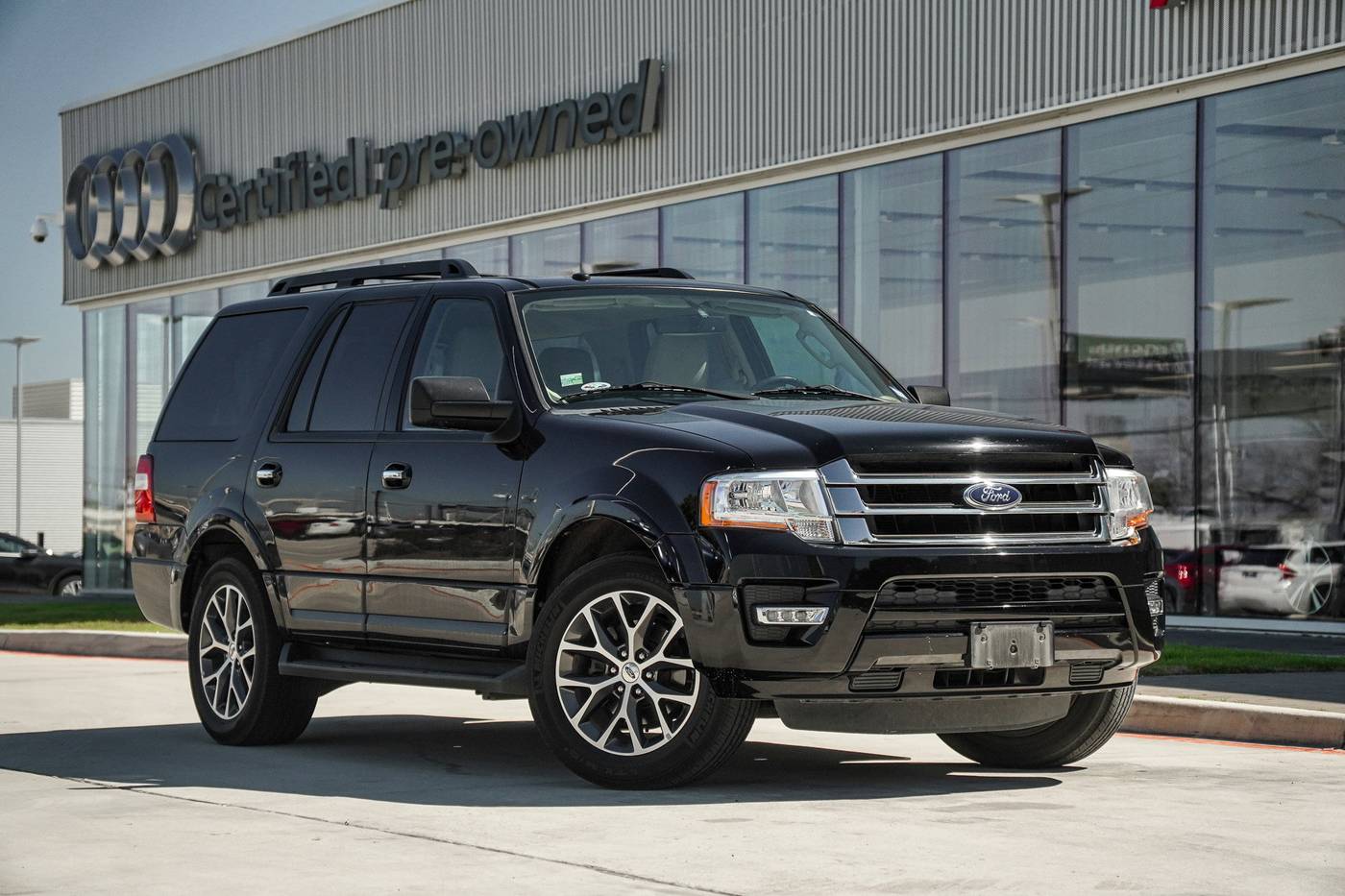 2017 Ford Expedition XLT — SUV — 98,351 mi — Selma, TX