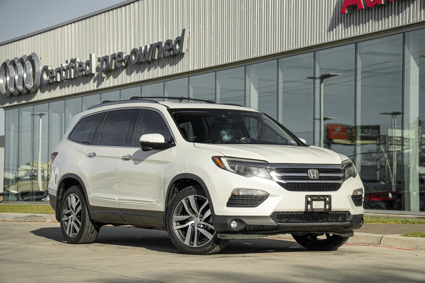 2016 Honda Pilot Touring — SUV — 161,784 mi — Selma, TX