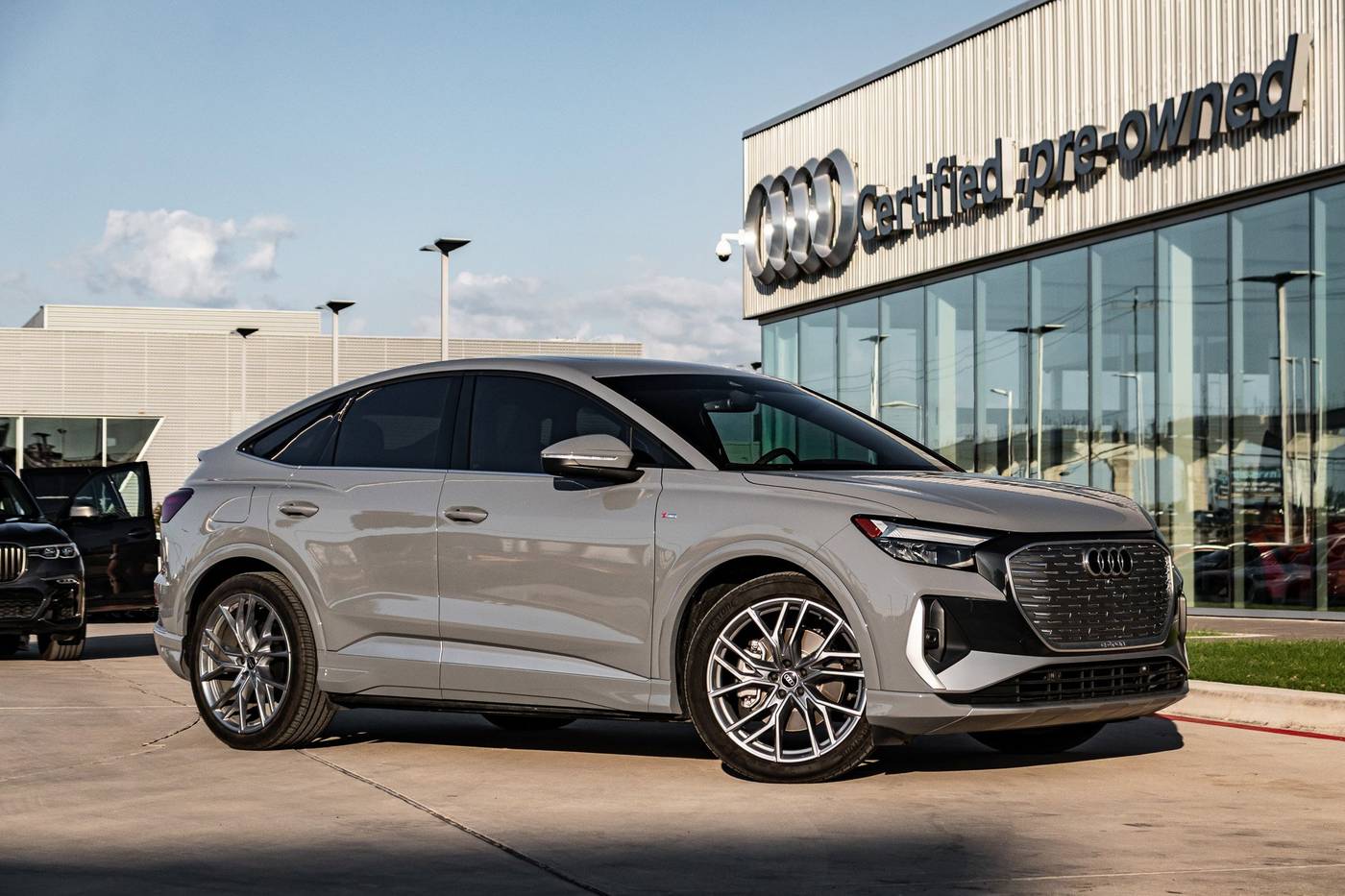 2025 Audi Q4 e-tron Premium Plus — SUV — 2,500 mi — Selma, TX