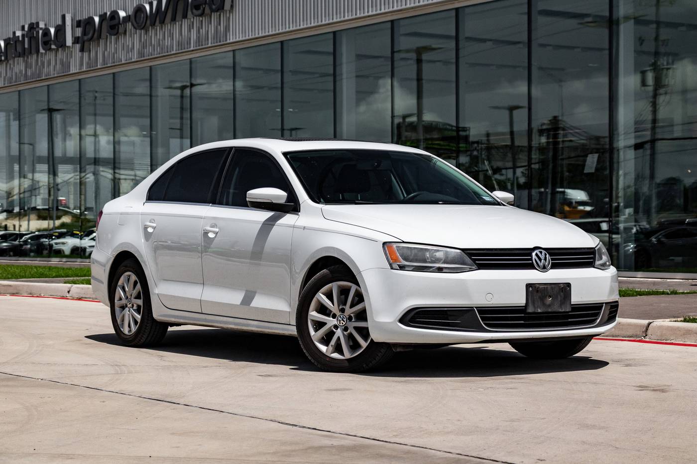 2014 Volkswagen Jetta 1.8T SE — Sedan — 157,959 mi — Selma, TX