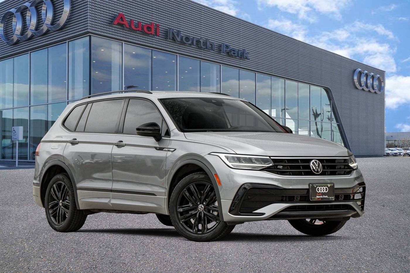 2022 Volkswagen Tiguan SE R-Line Black — SUV — 37,610 mi — Selma, TX