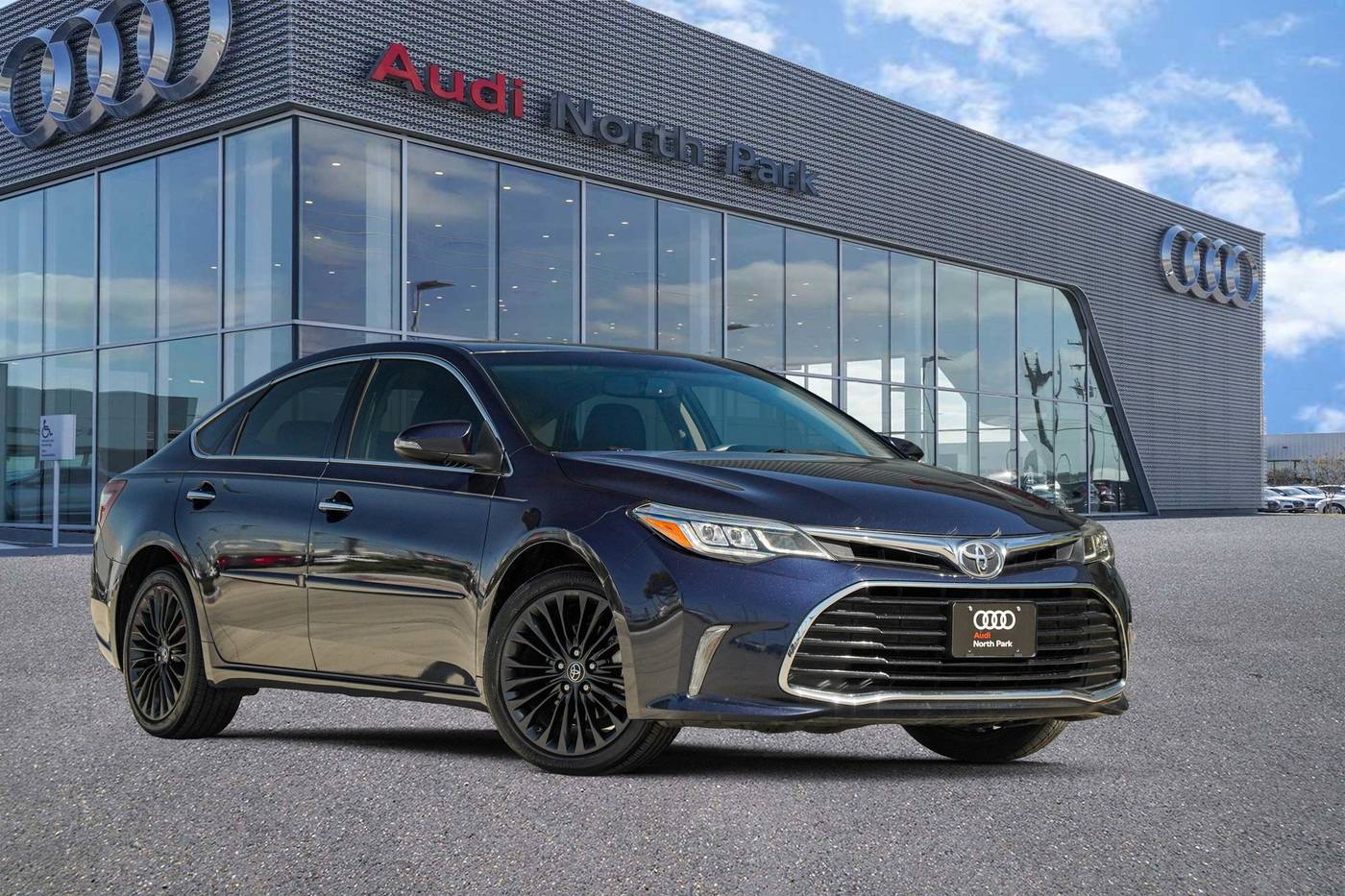 2016 Toyota Avalon Limited — Sedan — 75,687 mi — Selma, TX