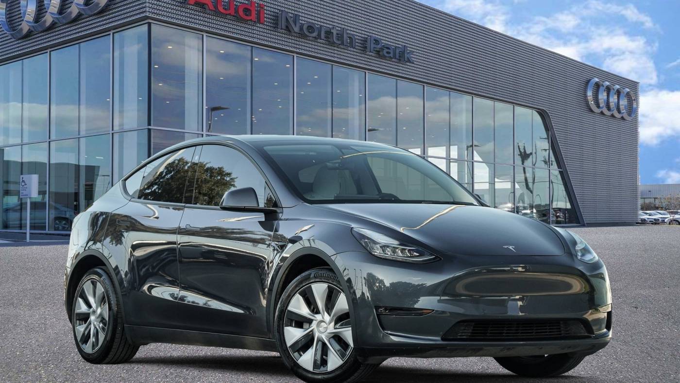 2022 Tesla Model Y Long Range — SUV — 28,209 mi — Selma, TX