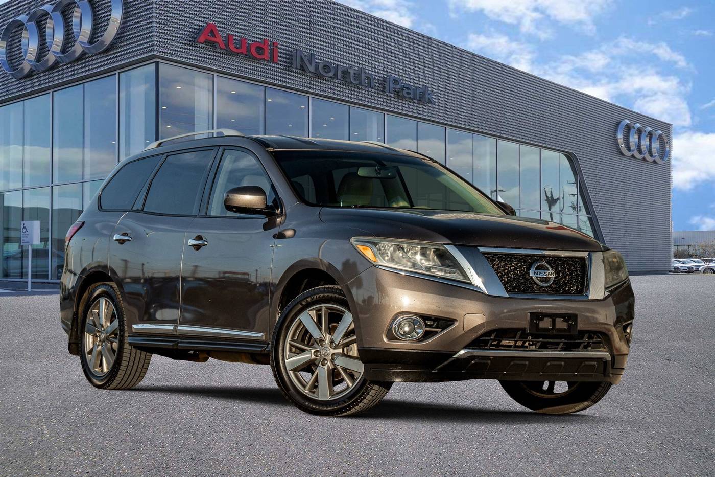 2014 Nissan Pathfinder Platinum — SUV — 121,309 mi — Selma, TX