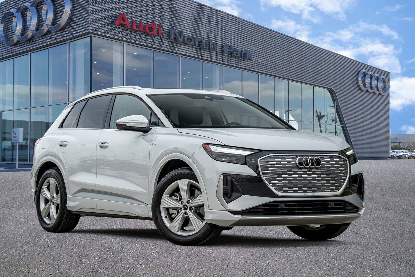 2024 Audi Q4 e-tron Premium Plus — SUV — 569 mi — Selma, TX