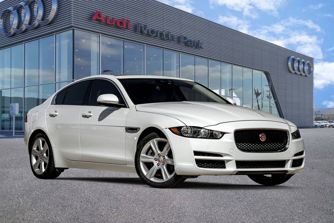 2017 Jaguar XE Premium — Sedan — 43,341 mi — Selma, TX