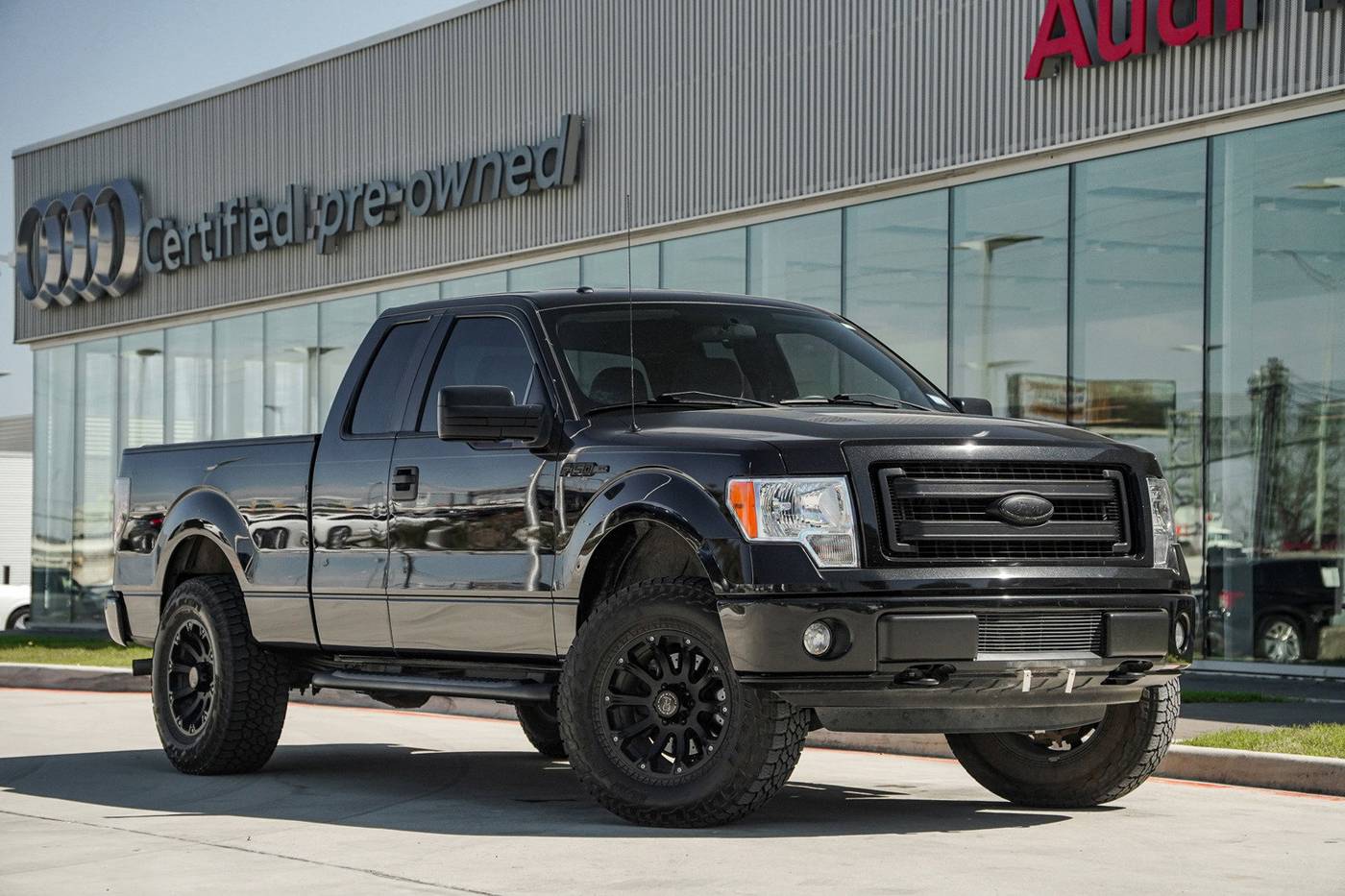 2013 Ford F-150 XL — Pickup Truck — 82,780 mi — Selma, TX