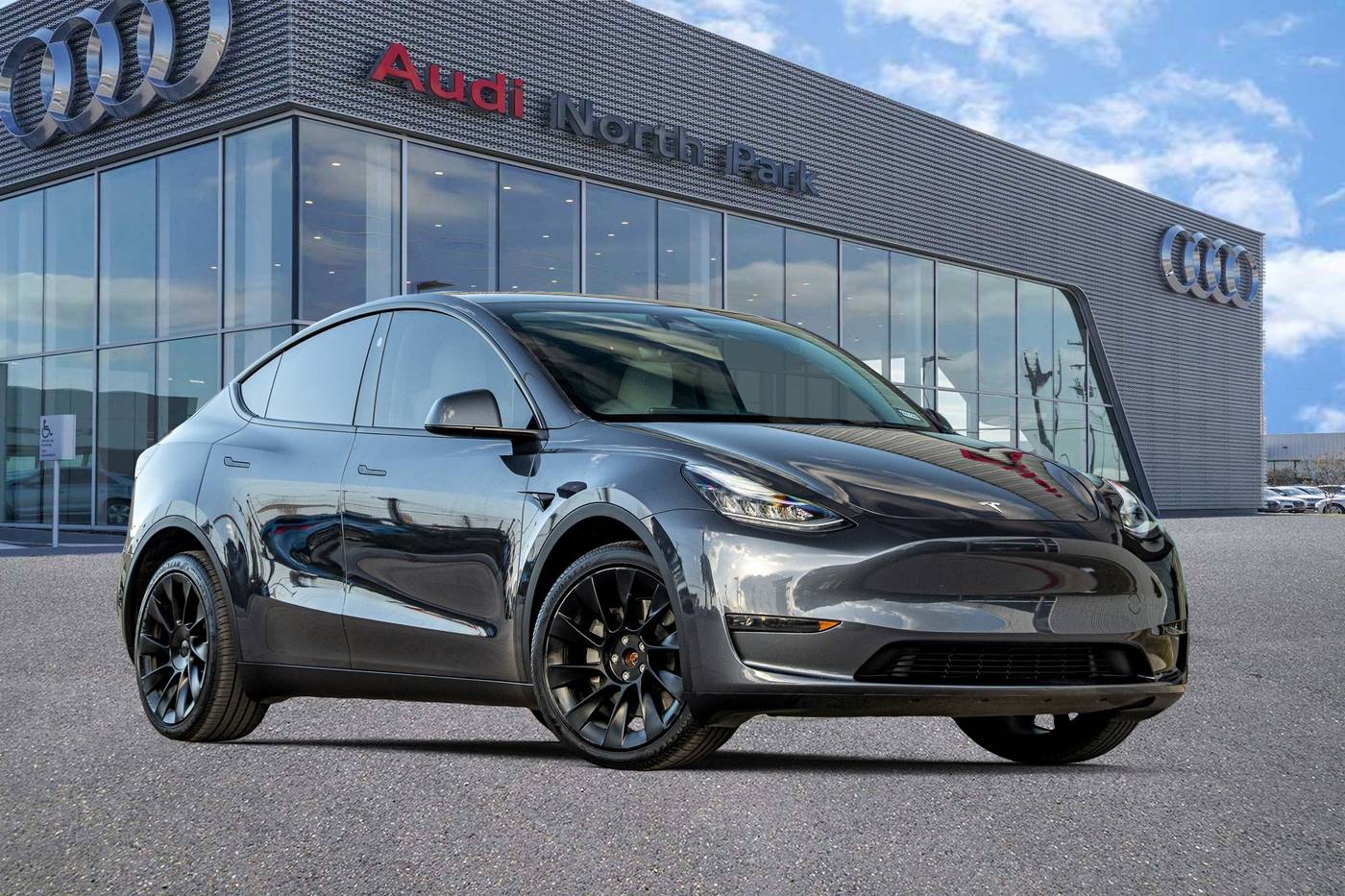 2023 Tesla Model Y Long Range — SUV — 55,602 mi — Selma, TX