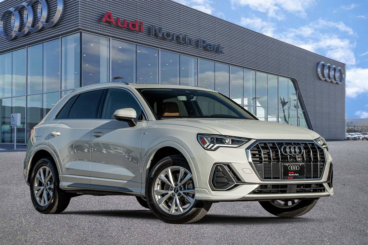 2025 Audi Q3 S line Premium Plus — SUV — 143 mi — Selma, TX