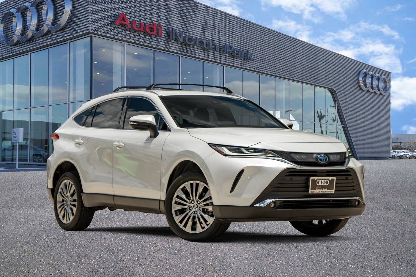 2023 Toyota Venza XLE — SUV — 17,400 mi — Selma, TX
