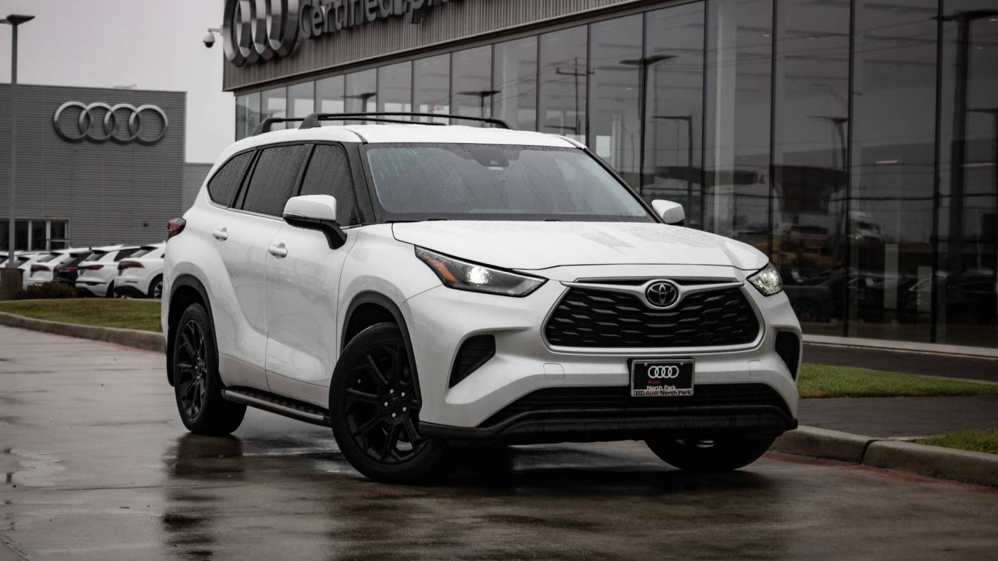 2022 Toyota Highlander L — SUV — 28,890 mi — Selma, TX