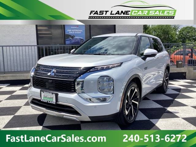 2023 Mitsubishi Outlander Plug-In Hybrid SE — SUV — 59,716 mi — Hagerstown, MD