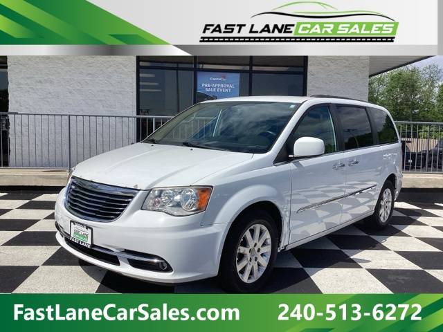 2016 Chrysler Town & Country Touring — Minivan — 96,911 mi — Hagerstown, MD