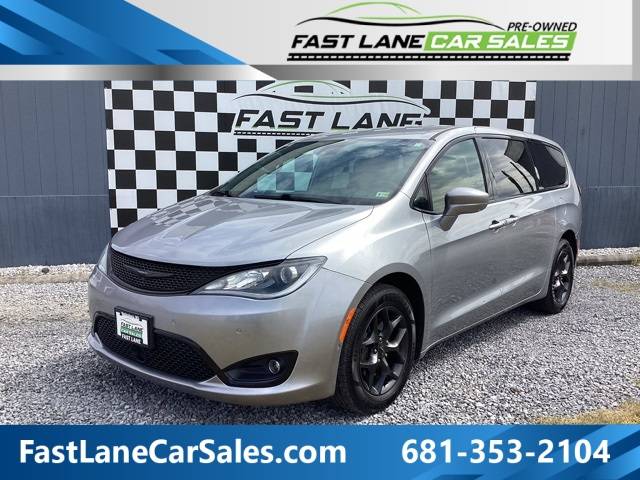 2019 Chrysler Pacifica Touring Plus — Minivan — 92,595 mi — Hagerstown, MD