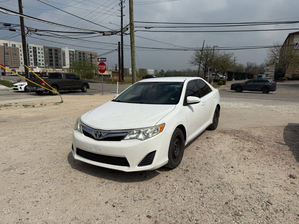 2012 Toyota Camry L — Sedan — 189,309 mi — Houston, TX