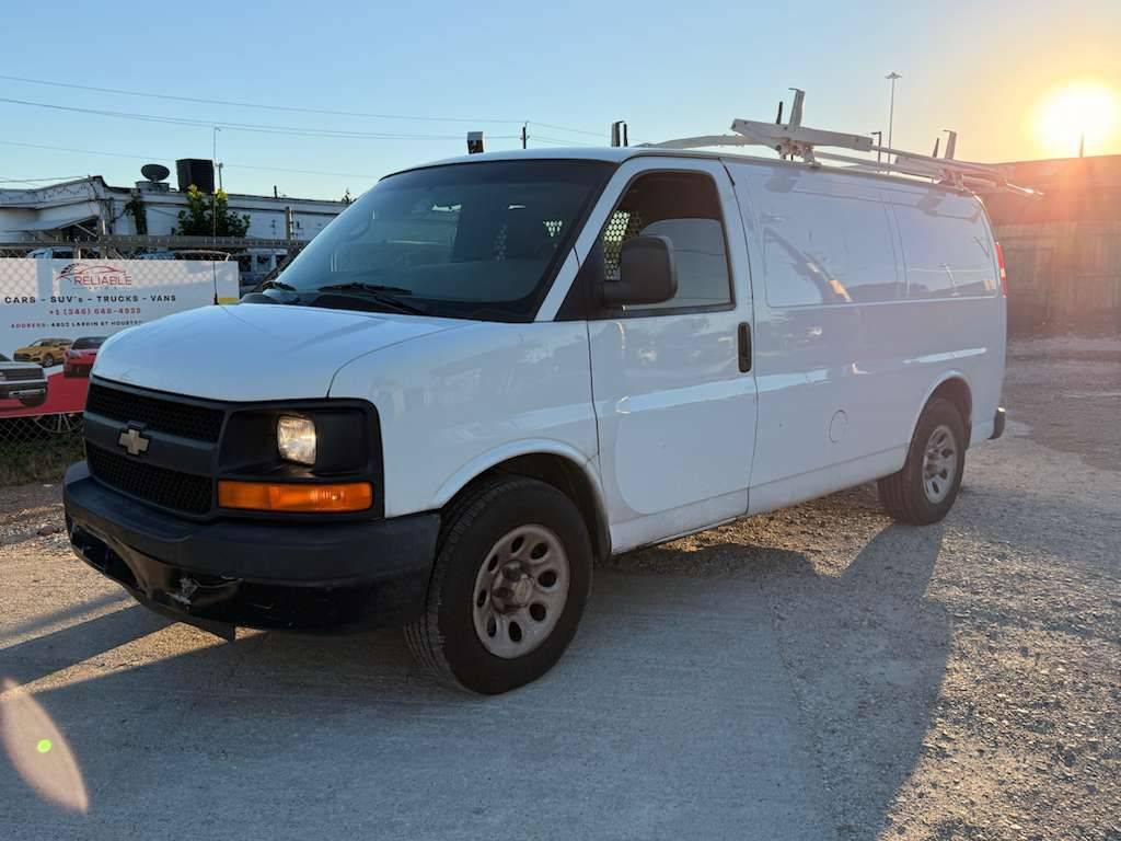 2009 Chevrolet Express Cargo Van Base — Cargo Van — 112,388 mi — Houston, TX