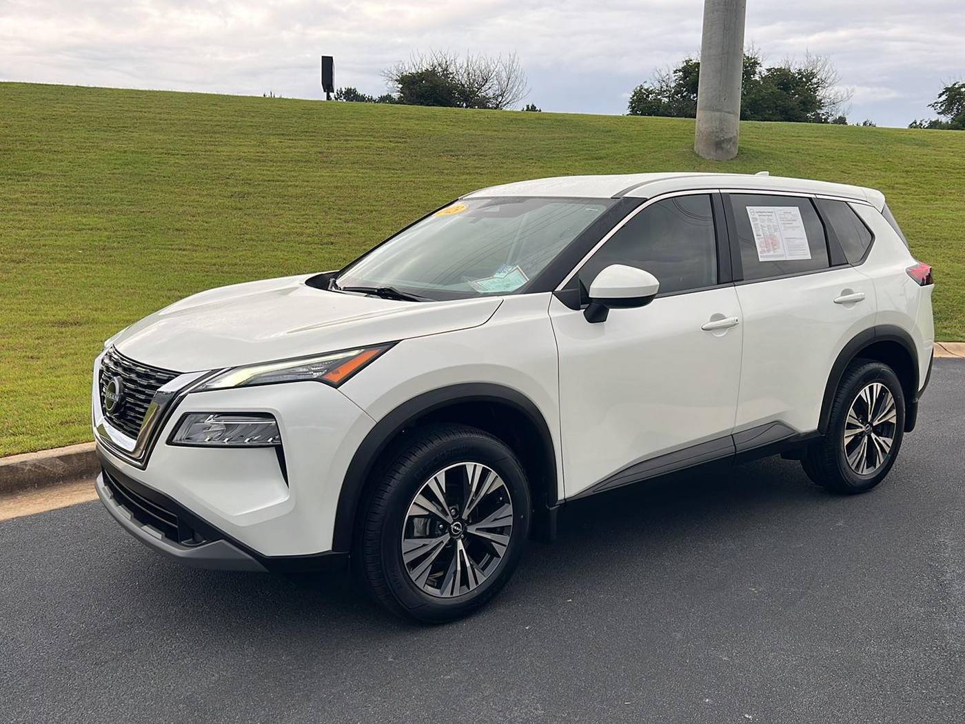 2023 Nissan Rogue SV — SUV — 27,110 mi — Macon, GA