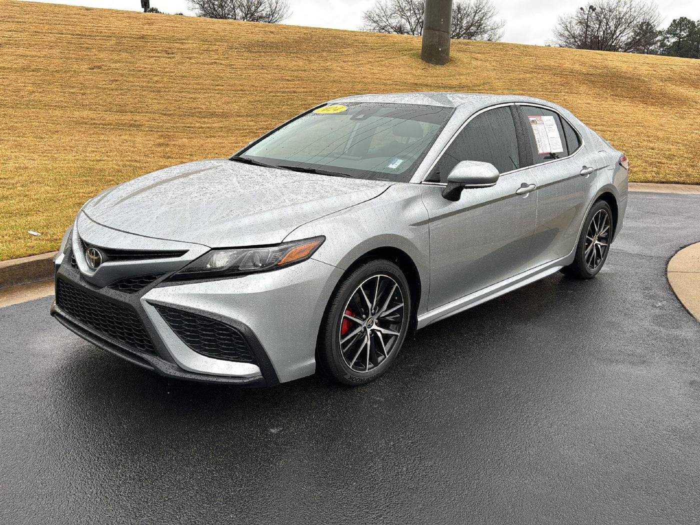 2024 Toyota Camry SE — Sedan — 9,374 mi — Macon, GA