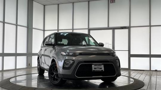 2022 Kia Soul LX — Hatchback — 50,690 mi — Palatine, IL