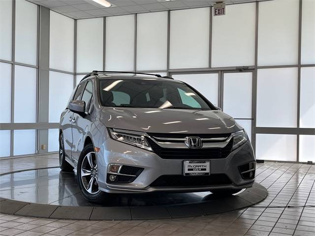 2018 Honda Odyssey Touring — Minivan — 132,218 mi — Palatine, IL