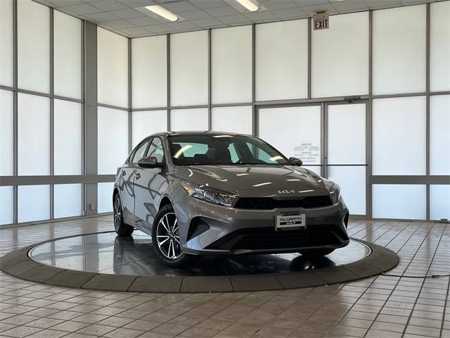 2024 Kia Forte LXS — Sedan — 1,240 mi — Palatine, IL