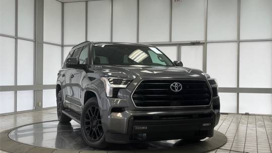 2024 Toyota Sequoia SR5 — SUV — 2,284 mi — Palatine, IL