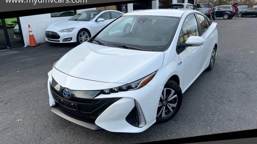 2022 Toyota Prius Prime LE — Hatchback — 44,739 mi — Falls Church, VA