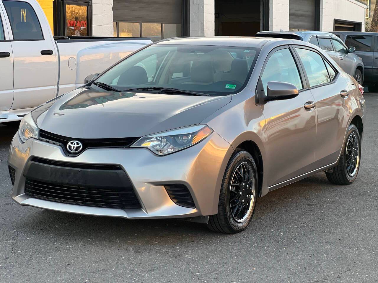2014 Toyota Corolla LE — Sedan — 140,489 mi — Falls Church, VA