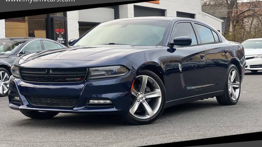 2015 Dodge Charger SXT — Sedan — 117,290 mi — Falls Church, VA
