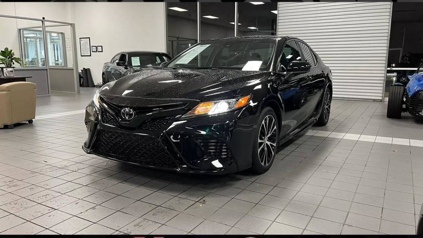 2018 Toyota Camry SE — Sedan — 41,111 mi — Raleigh, NC