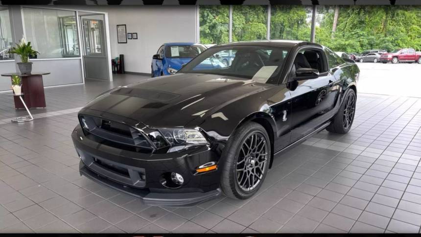 2014 Ford Shelby GT500 Base
