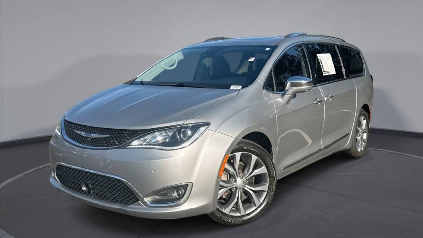 2019 Chrysler Pacifica Limited — Minivan — 83,151 mi — Woodstock, GA