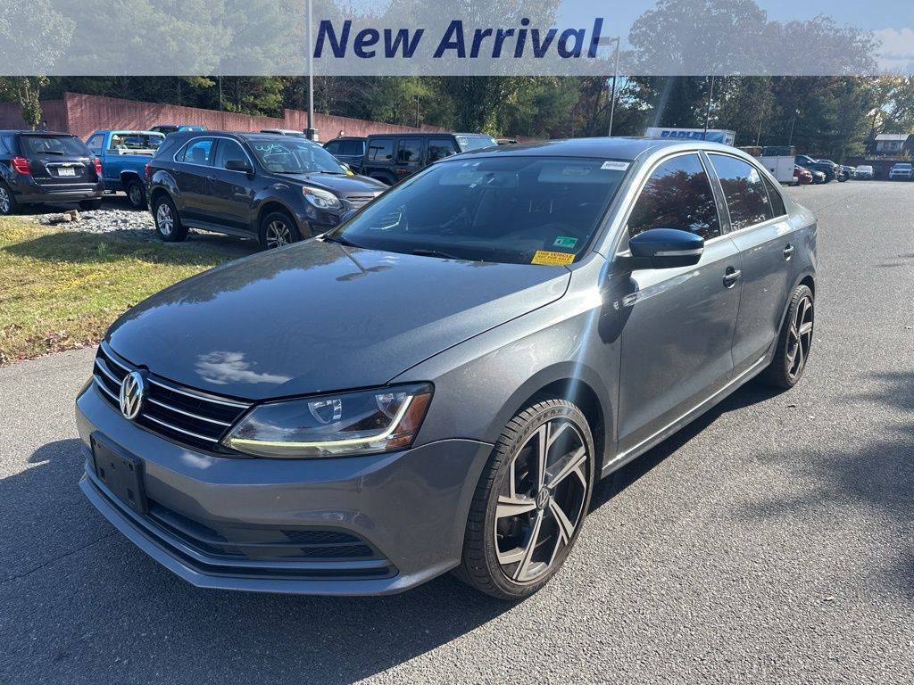 2017 Volkswagen Jetta 1.4T SE — Sedan — 87,620 mi — Fredericksburg, VA