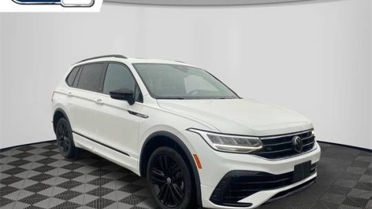 2022 Volkswagen Tiguan SE R-Line Black — SUV — 40,352 mi — Brockton, MA