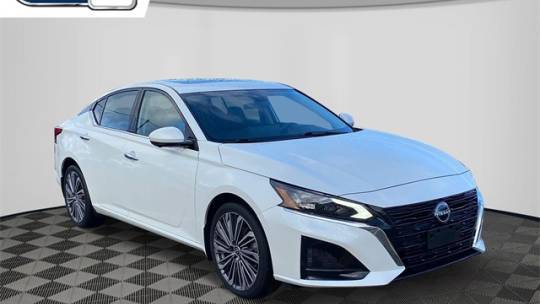 2023 Nissan Altima SL — Sedan — 24,652 mi — Brockton, MA