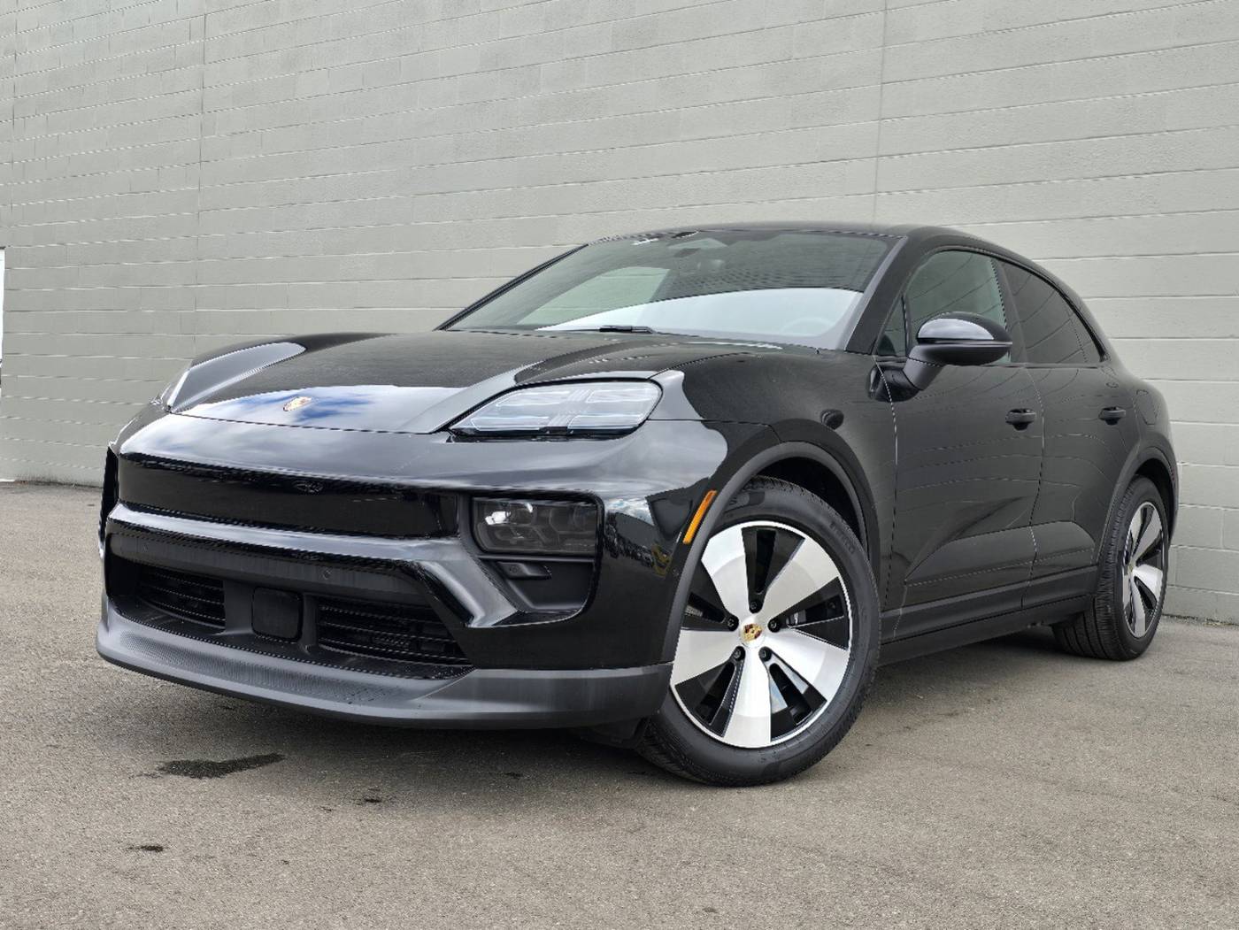 2024 Porsche Macan Electric 4 — SUV — 5,053 mi — Columbus, OH