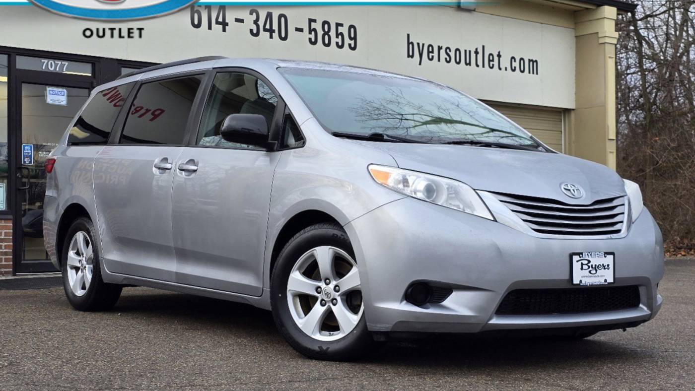 2015 Toyota Sienna LE — Minivan — 215,184 mi — Columbus, OH