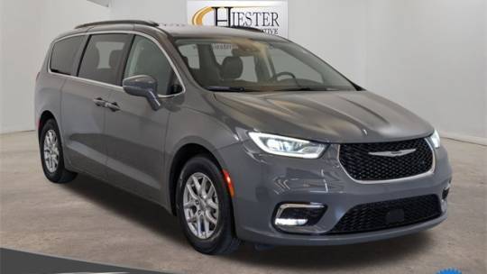 2022 Chrysler Pacifica Touring L — Minivan — 72,441 mi — Lillington, NC