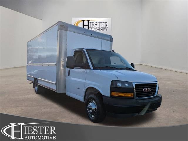 2018 GMC Savana Commercial Cutaway 3500 — Chassis Cab Truck — 100,533 mi — Lillington, NC