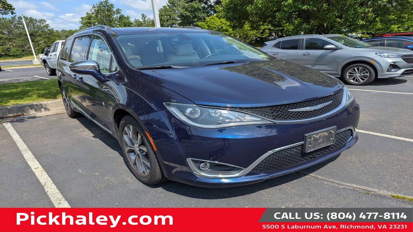 2017 Chrysler Pacifica Limited — Minivan — 136,709 mi — Richmond, VA