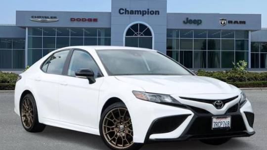 2023 Toyota Camry SE — Sedan — 18,827 mi — Downey, CA