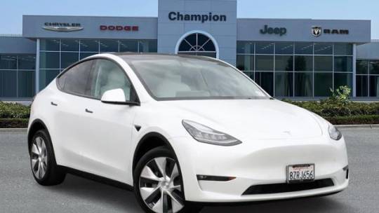 2022 Tesla Model Y Long Range — SUV — 27,375 mi — Downey, CA