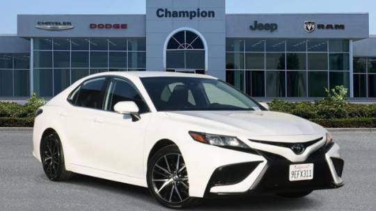 2023 Toyota Camry SE — Sedan — 26,688 mi — Downey, CA