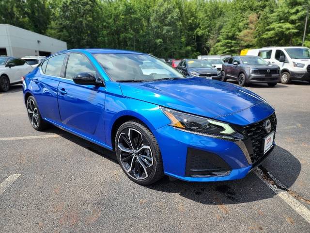 2025 Nissan Altima SR — Sedan — 25 mi — East Windsor, NJ