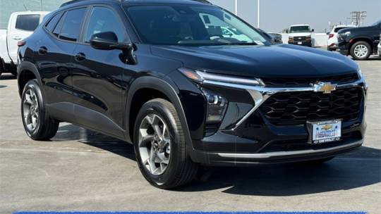 2025 Chevrolet Trax LT — SUV — 6,041 mi — Montebello, CA