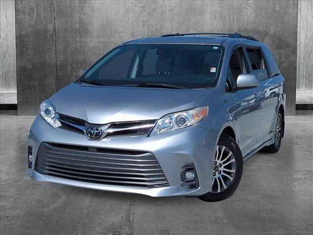 2018 Toyota Sienna XLE — Minivan — 87,073 mi — Fort Myers, FL