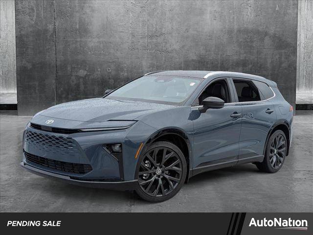 2025 Toyota Crown Signia Limited — SUV — 3,067 mi — Fort Myers, FL